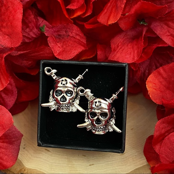 Silver Pirate Skull Cufflinks with Swords - Picture 13 of 16